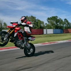 Hypermotard 950 SP (MY22) - Ducati SP Livery -Bikes popular shop DUC HY950 SP MY22 1 8