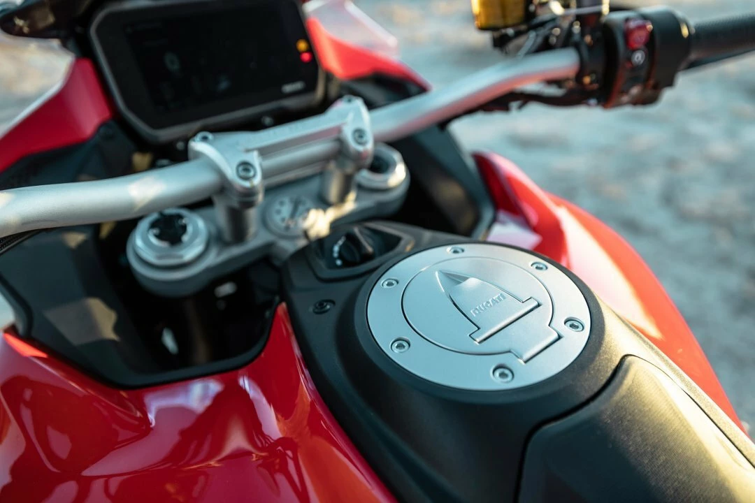 Multistrada V4 (MY21) - Ducati Ducati Red 4 Multistrada V4 (MY21) - Ducati Ducati Red - Image 4