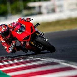Panigale V4 S (MY22) - Ducati Ducati Red -Bikes popular shop DUC PAN V4S MY22 1 6