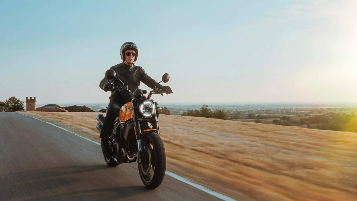 Scrambler 1100 Tribute PRO (MY22) - Ducati Ocra Yellow 5 Scrambler 1100 Tribute PRO (MY22) - Ducati Ocra Yellow - Image 5