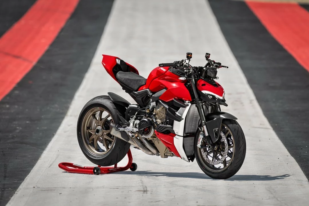 Streetfighter V4 (MY20) - Ducati Ducati Red 2 Streetfighter V4 (MY20) - Ducati Ducati Red - Image 2