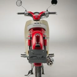 C125 Super Cub (MY20) - Honda Pearl Nebula Red 10 C125 Super Cub (MY20) - Honda Pearl Nebula Red -Bikes popular shop HO C125 MY20 1 3