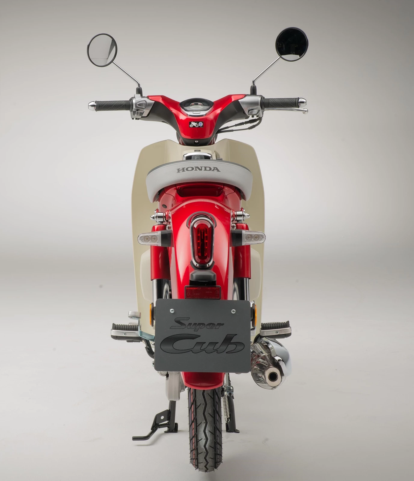 C125 Super Cub (MY20) - Honda Pearl Nebula Red 5 C125 Super Cub (MY20) - Honda Pearl Nebula Red - Image 5