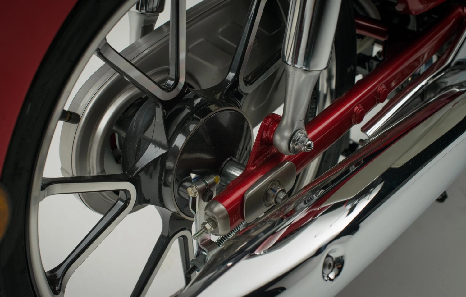 C125 Super Cub (MY20) - Honda Pearl Nebula Red 6 C125 Super Cub (MY20) - Honda Pearl Nebula Red - Image 6