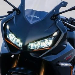 CBR650R (MY22) - Honda Grand Prix Red -Bikes popular shop HO CBR650R MY22 1 4