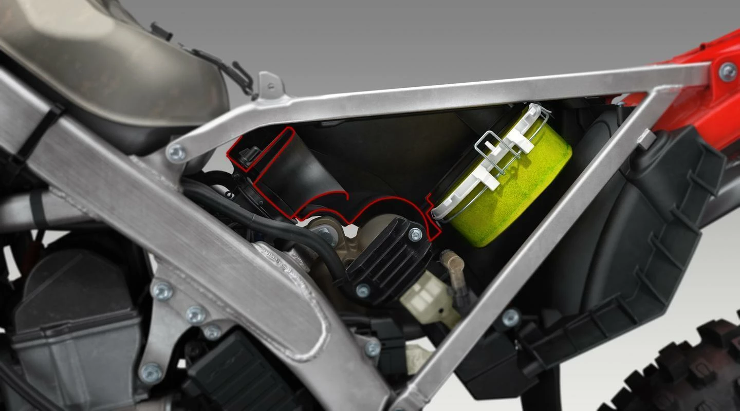 CRF450R (MY22) - Honda Extreme Red 6 CRF450R (MY22) - Honda Extreme Red - Image 6