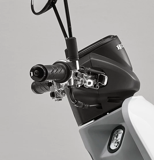 MW110 Benly (MY16) - Honda Pearl White 6 MW110 Benly (MY16) - Honda Pearl White - Image 6