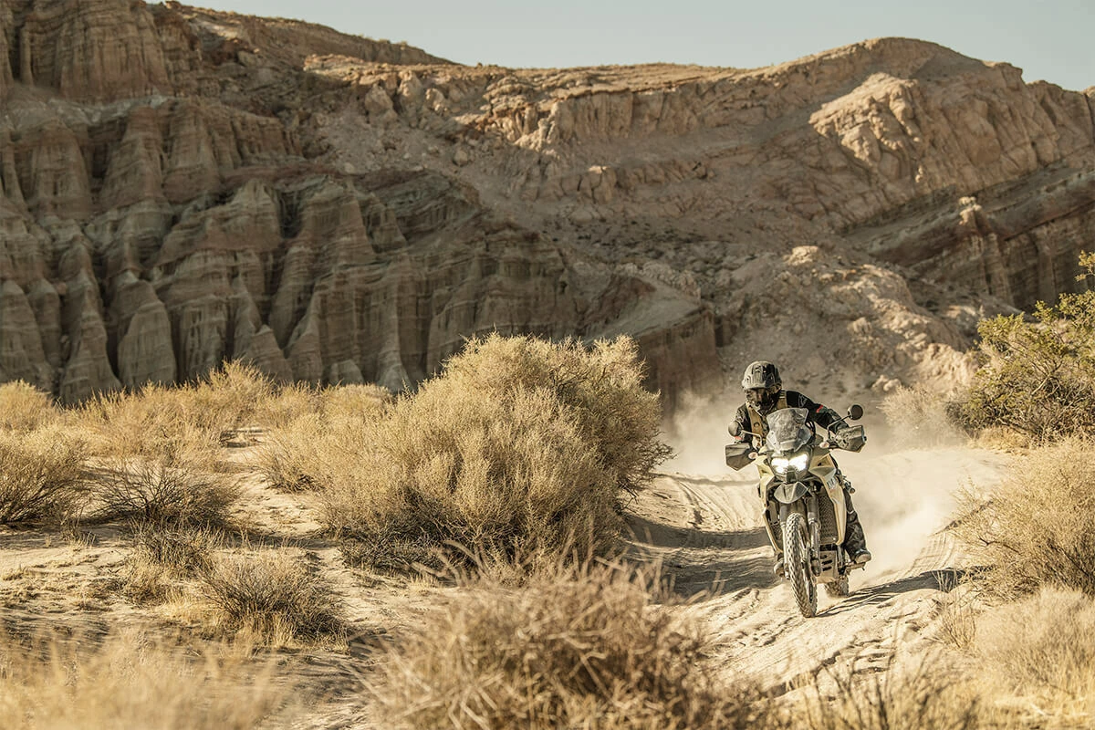 Kawasaki KLR650 (LAMS) (MY22) | Brisbane Motorcycles Pearl Sand Khaki 5 Kawasaki KLR650 (LAMS) (MY22) | Brisbane Motorcycles Pearl Sand Khaki - Image 5