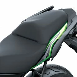 Kawasaki Versys 650 (LAMS) (MY22) | Brisbane Motorcycles Candy Lime Green / Metallic Spark Black -Bikes popular shop KAW VER650 LAMS MY22 1 10